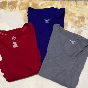 3 XL V-neck shirts